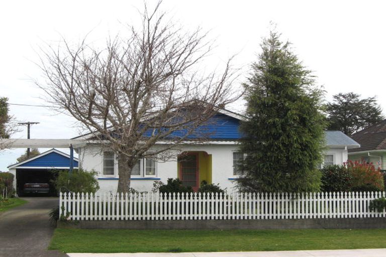 Photo of property in 120c Seaview Road, Westown, New Plymouth, 4310