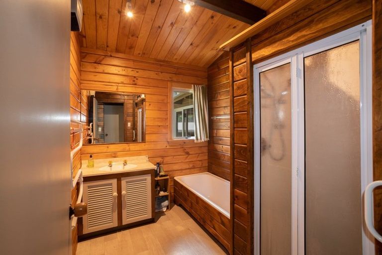 Photo of property in 50 Oxford Street, Kingston, Athol, 9793