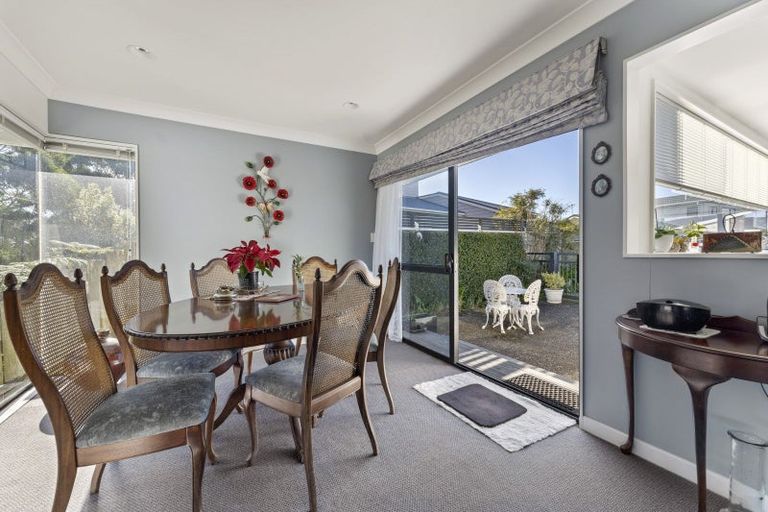 Photo of property in 149e Heta Road, Highlands Park, New Plymouth, 4312