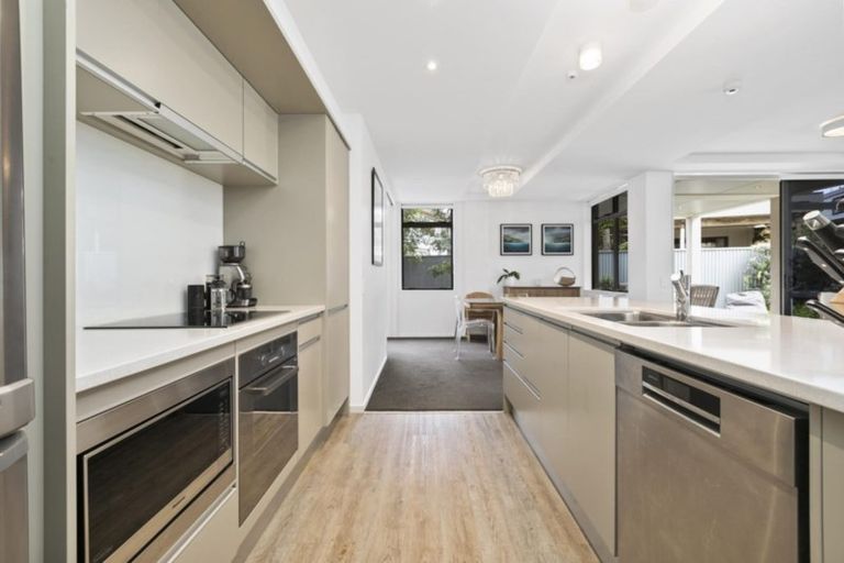 Photo of property in Vivaldi Apartments, 7/48 Marine Parade, Mount Maunganui, 3116