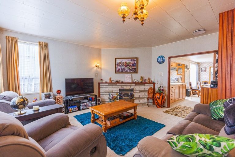 Photo of property in 79 Tyndall Street, Pahiatua, 4910