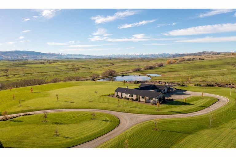 Photo of property in 2864 Lauder-omakau Road, Lauder, Omakau, 9377