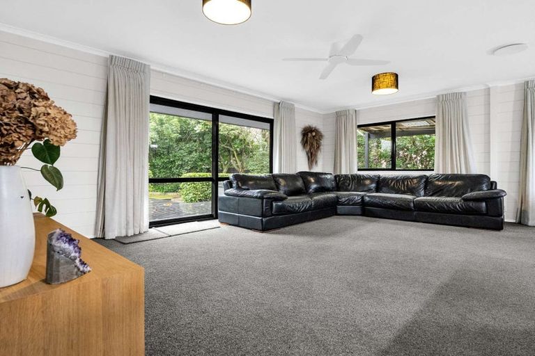 Photo of property in 5 Glenbrook Road, Karaka, Papakura, 2580