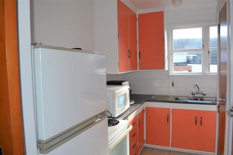 Photo of property in 60a Montreal Grove, Kingston, Wellington, 6021