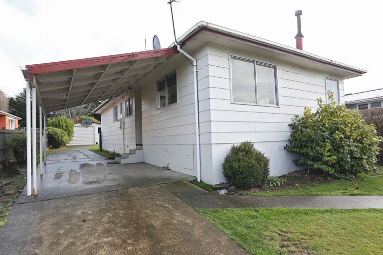 Photo of property in 64 Lauder Crescent, Heidelberg, Invercargill, 9812