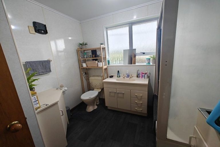 Photo of property in 66 Cargill Street, Waikiwi, Invercargill, 9810