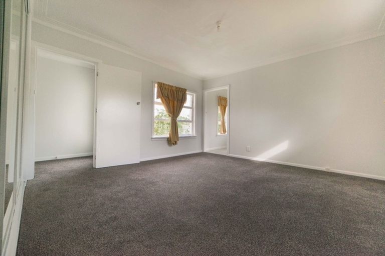 Photo of property in 42a Grande Vue Road, Hillpark, Auckland, 2102