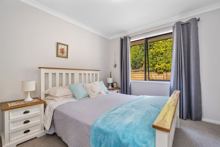 Photo of property in 15 Shoreview Close, Omokoroa, 3114