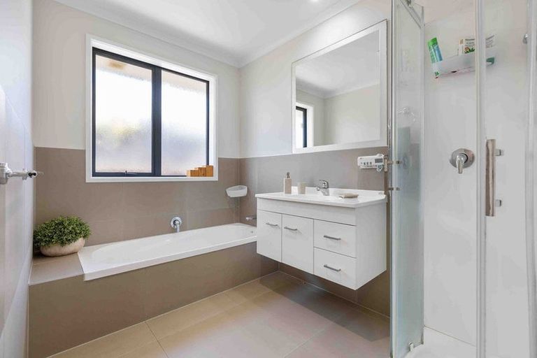 Photo of property in 68 Sunnyvale Street, Bell Block, New Plymouth, 4312