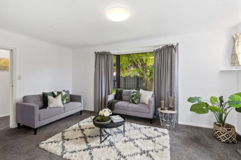 Photo of property in 3 Gribble Grove, Stokes Valley, Lower Hutt, 5019