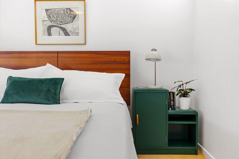 Photo of property in 3 Barberry Lane, Te Atatu Peninsula, Auckland, 0610