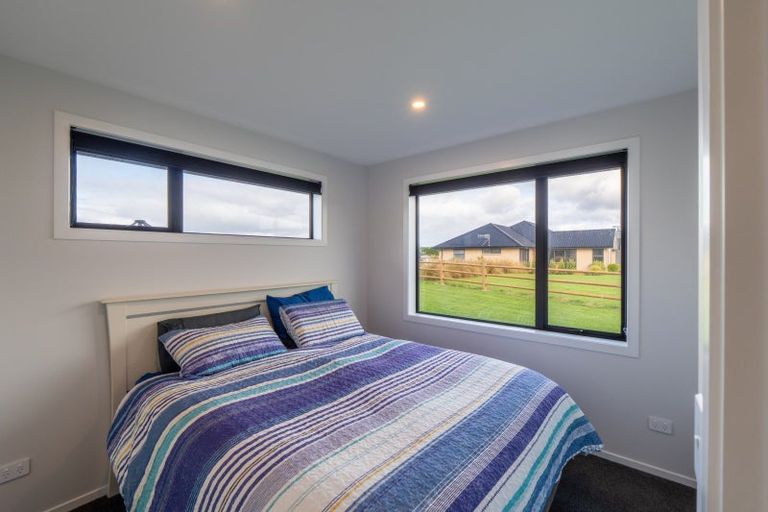 Photo of property in 24 Chatham Rise, Seaward Bush, Invercargill, 9812
