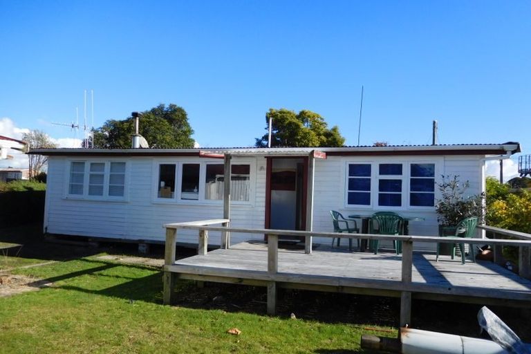 Photo of property in 30 Rangatira Drive, Mangakino, 3421