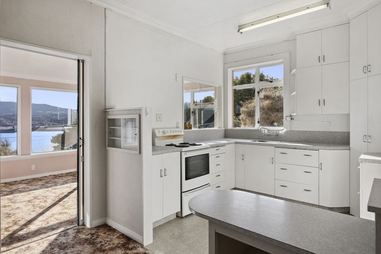 Photo of property in 28 Glengyle Street, Vauxhall, Dunedin, 9013