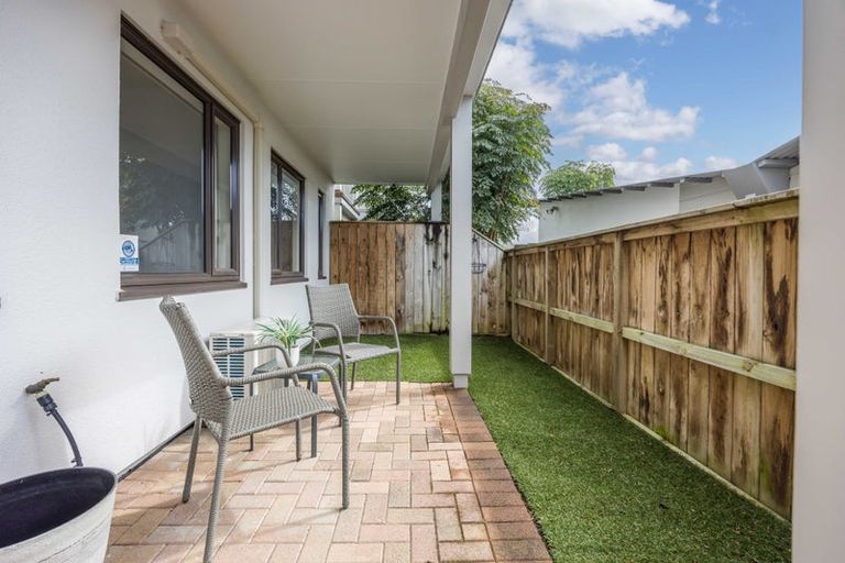 Photo of property in The Grange, 15/92 Bush Road, Albany, Auckland, 0632