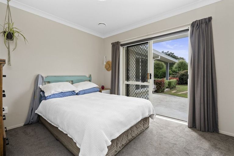 Photo of property in 268 Thornton Road, Cambridge, 3496