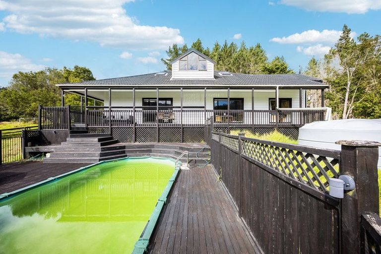 Photo of property in 21 Noakes Hill Road, Puhoi, Silverdale, 0994