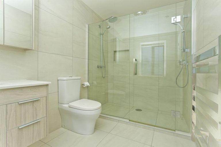 Photo of property in 8 Remuremu Street, Long Bay, Auckland, 0630