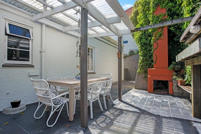 Photo of property in 49 Cavendish Square, Strathmore Park, Wellington, 6022