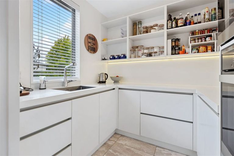 Photo of property in 4 Lime Tree Lane, Harewood, Christchurch, 8051