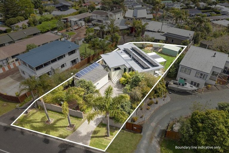 Photo of property in 20 Rawhiti Road, Manly, Whangaparaoa, 0930