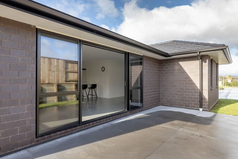 Photo of property in 10 Brendan Close, Omokoroa, 3114