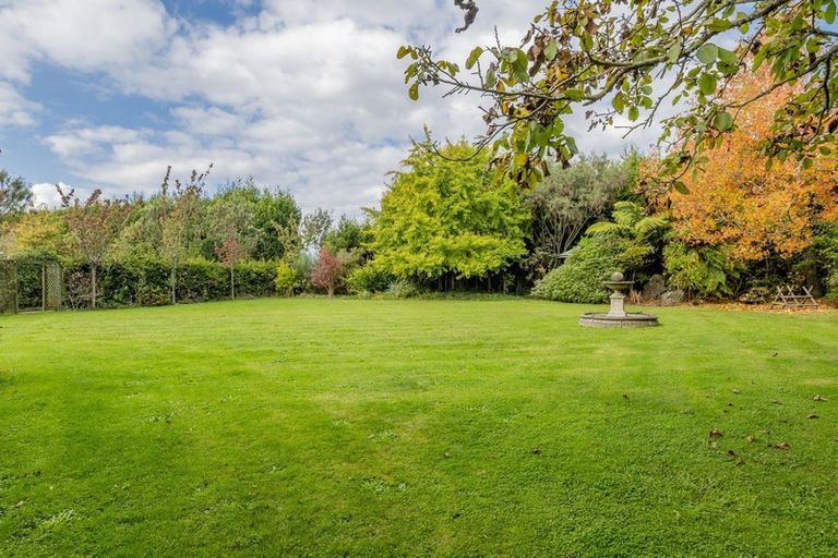 Photo of property in 210 Bruce Road, Levin, 5510