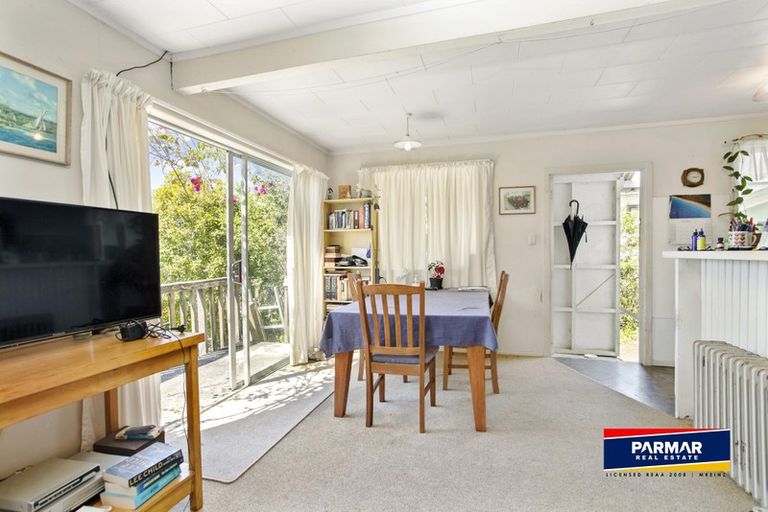 Photo of property in 261 Sturges Road, Henderson, Auckland, 0612