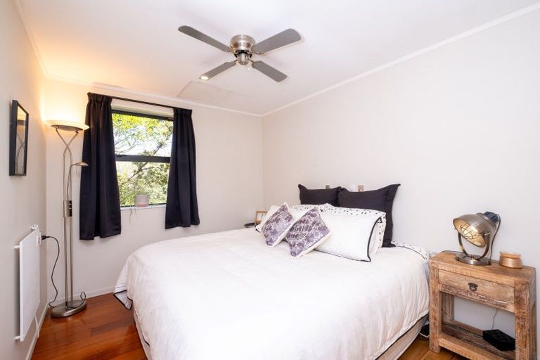 Photo of property in 5 Keith Sands Grove, Havelock North, 4130