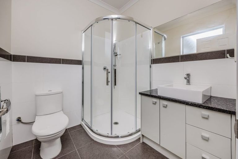 Photo of property in 10 Savina Court, Flat Bush, Auckland, 2019
