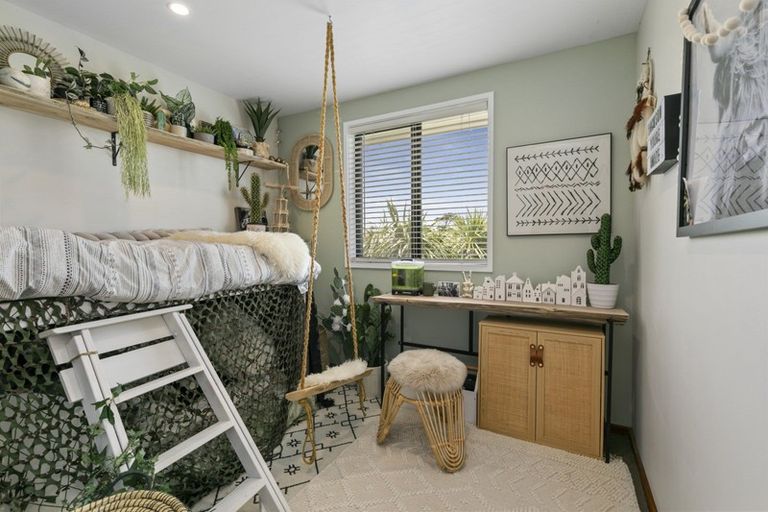 Photo of property in 85 Maungaraki Road, Korokoro, Lower Hutt, 5012