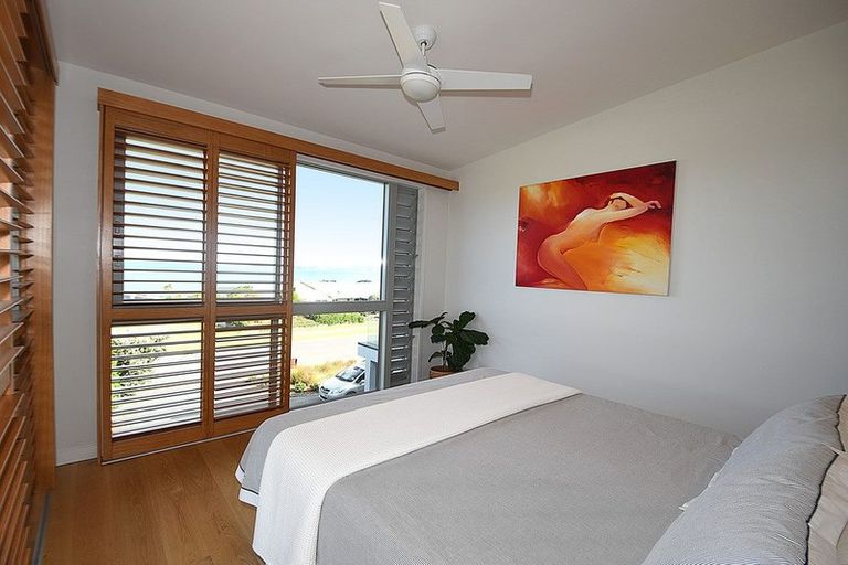 Photo of property in 10 Lax Crescent, Leigh, 0985