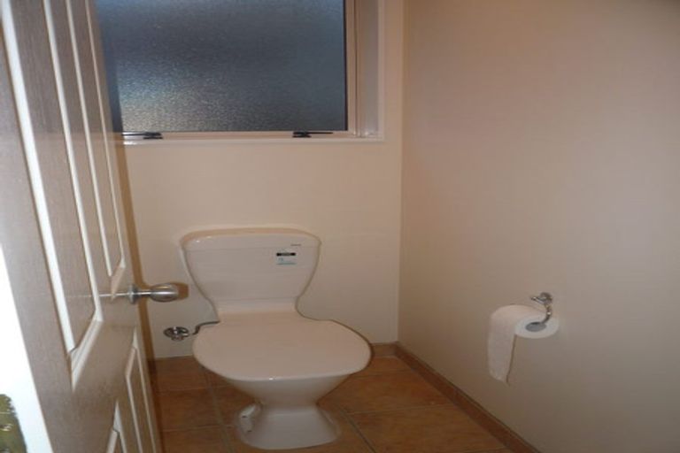 Photo of property in 8 Frederick Reece Drive, The Gardens, Auckland, 2105