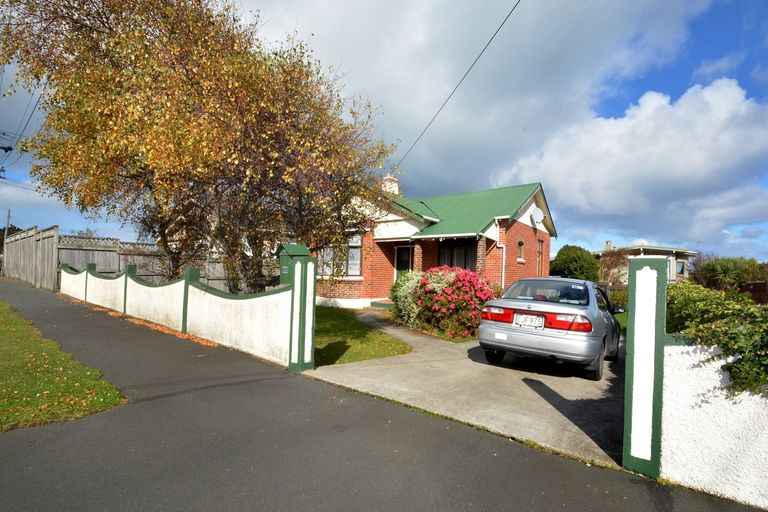Photo of property in 90 Tomahawk Road, Andersons Bay, Dunedin, 9013