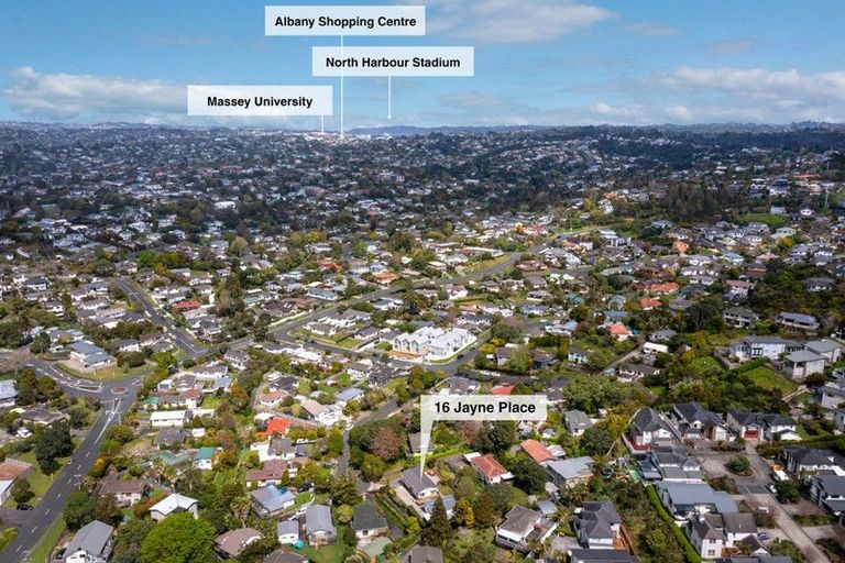 Photo of property in 16 Jayne Place, Torbay, Auckland, 0630
