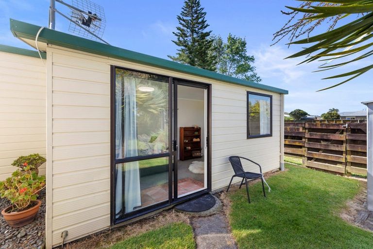 Photo of property in 7 Kane Road, Papamoa Beach, Papamoa, 3118