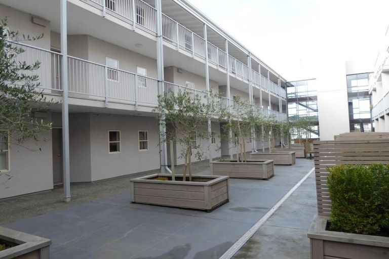 Photo of property in Luxford Villas, 104/72 Herald Street, Berhampore, Wellington, 6023