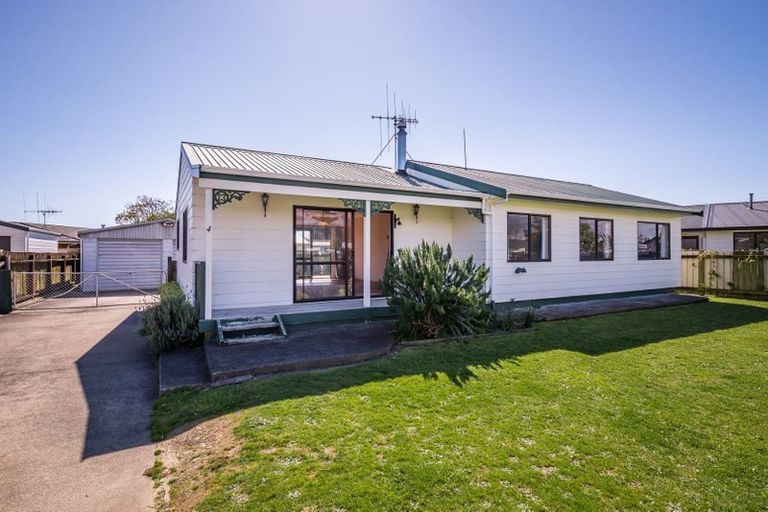 Photo of property in 4 Broadbelt Grove, Levin, 5510