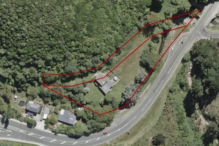 Photo of property in 283-291 Middleton Road, Glenside, Wellington, 6037