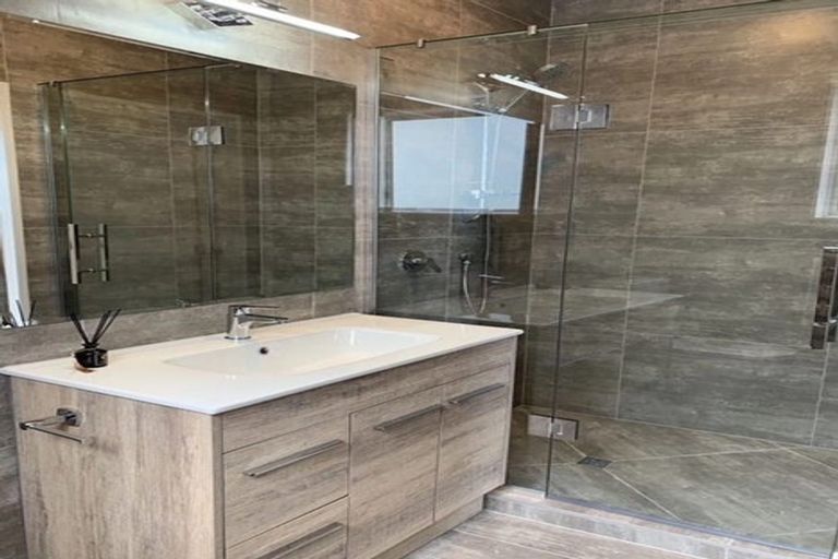 Photo of property in 183 Flat Bush School Road, Flat Bush, Auckland, 2019