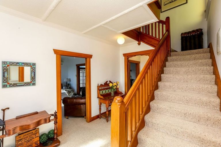 Photo of property in 76 Belt Road, New Plymouth, 4310