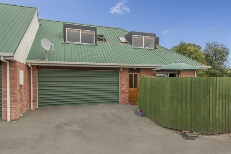 Photo of property in 3/9 Cherry Place, Casebrook, Christchurch, 8051