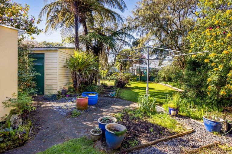 Photo of property in 35 Smith Street, Waverley, 4510