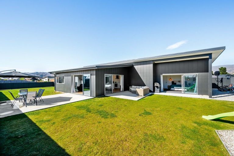 Photo of property in 43 Larch Crescent, Alexandra, 9320