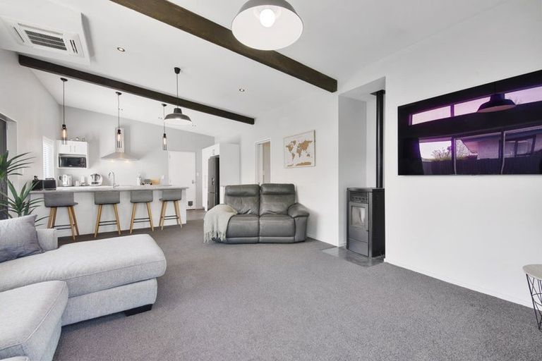 Photo of property in 7 Newnham Street, Rangiora, 7400