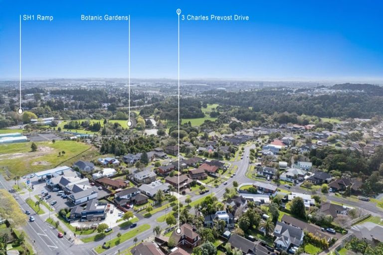 Photo of property in 3 Charles Prevost Drive, The Gardens, Auckland, 2105