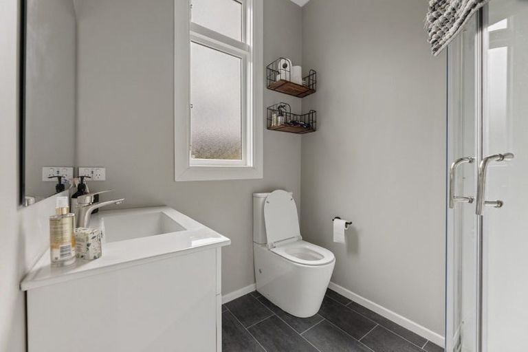 Photo of property in 38 Bernard Street, Kenmure, Dunedin, 9011