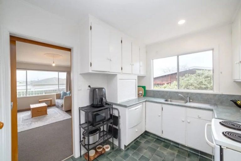 Photo of property in 17a Keir Crescent, Lansdowne, Masterton, 5810