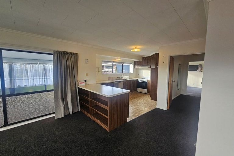 Photo of property in 21 Sanders Avenue, Westown, New Plymouth, 4310