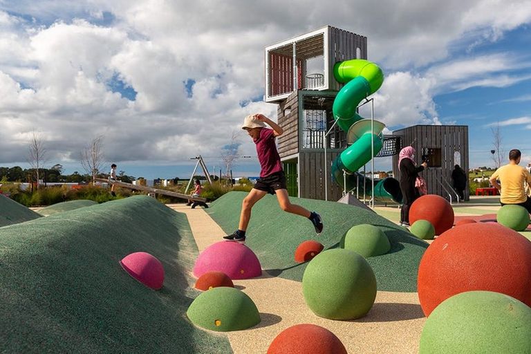 Photo of property in 7 Oranga Drive, Westgate, Auckland, 0614